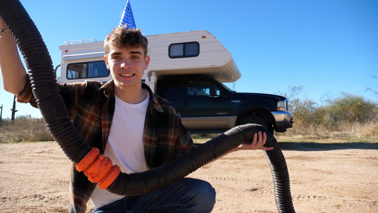 How I celebrated my 22nd Birthday and Christmas alone in my truck camper
