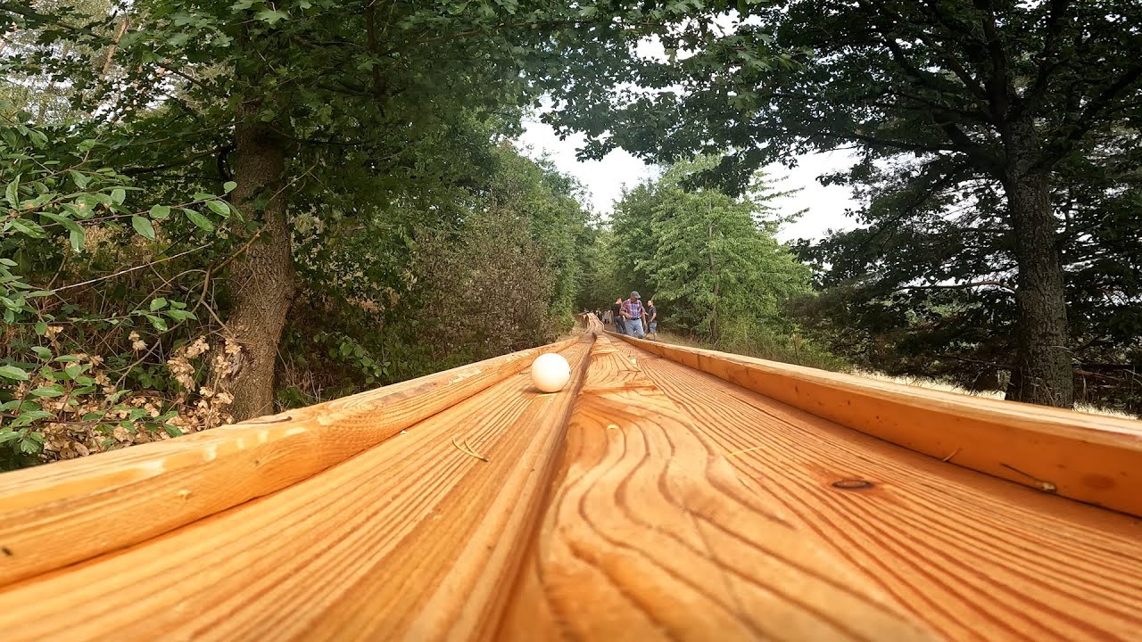 Pünktlich zu den Ferien: Waldkugelbahn offiziell eröffnet