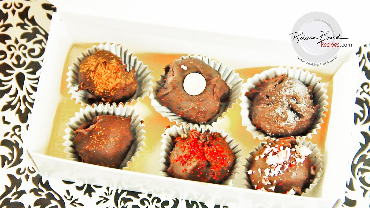 No Bake Chocolate Candy Cake Balls Recipe | DIY Christmas Presents