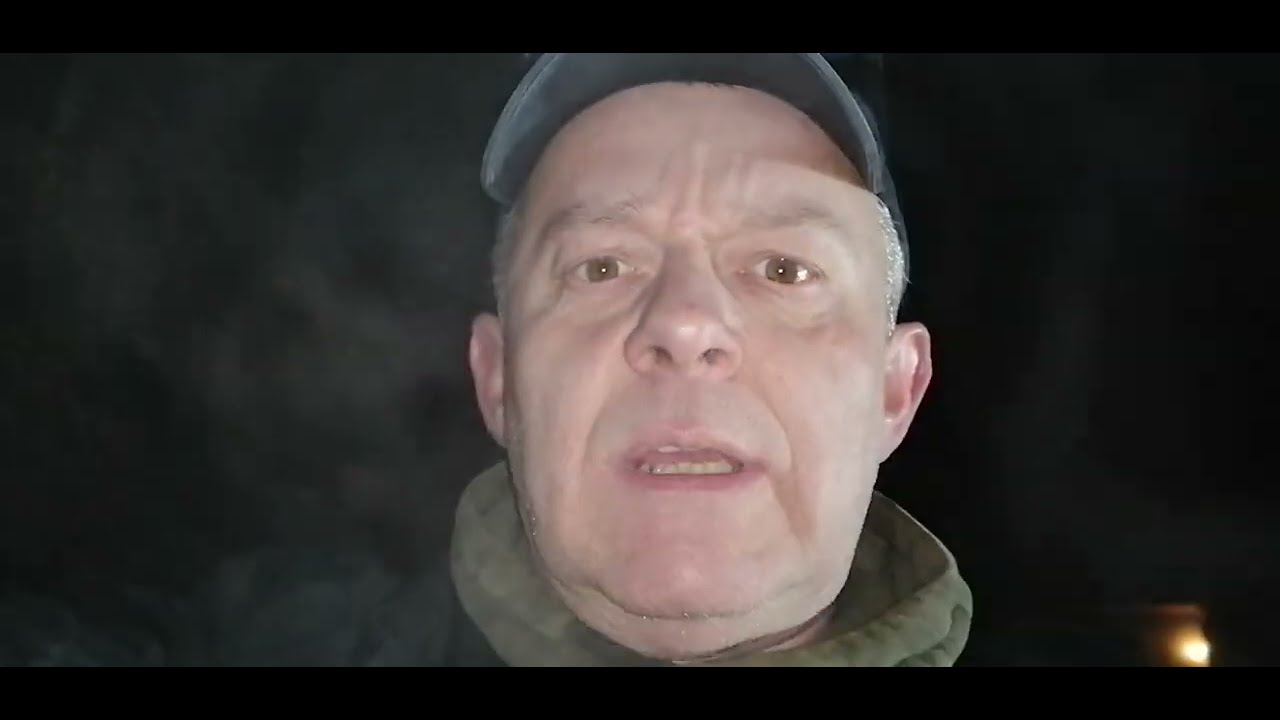 Podanie ciasta pszczołom. To ,,niedźwiedzia przysługa