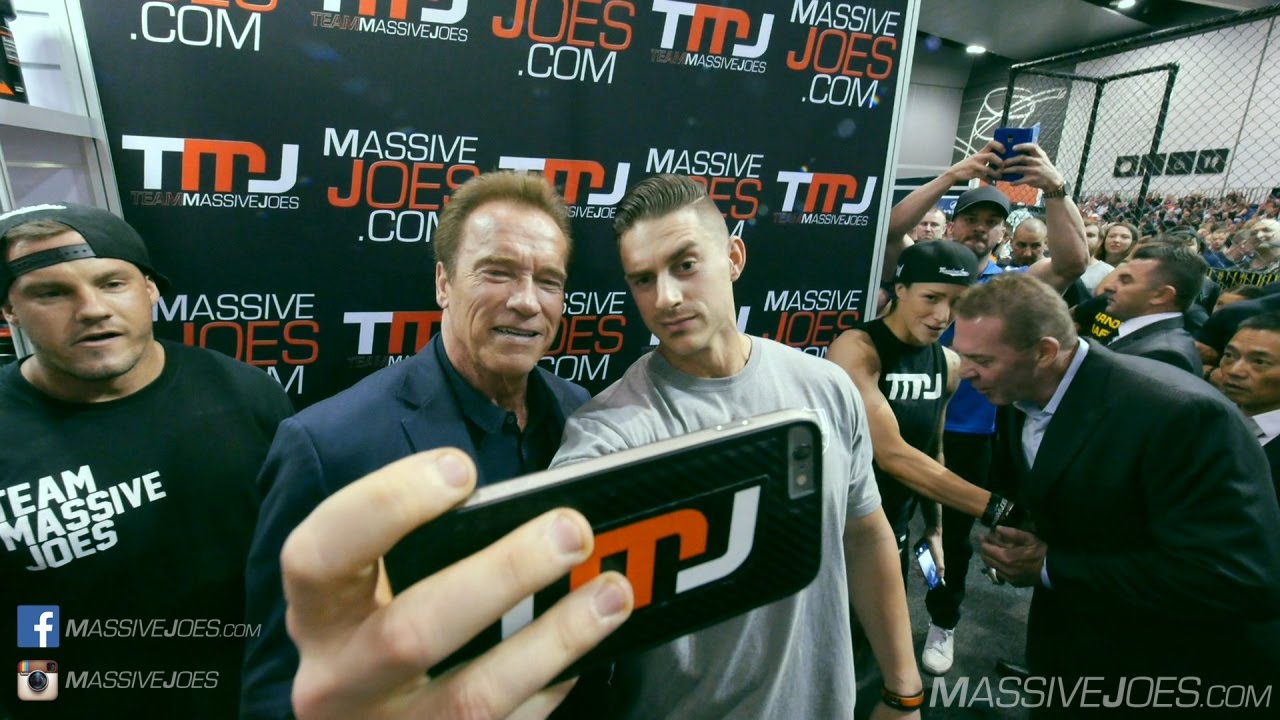 MassiveJoes Meets Arnold Schwarzenegger | Arnold Classic Australia 2016 | TMJ Team MassiveJoes.com