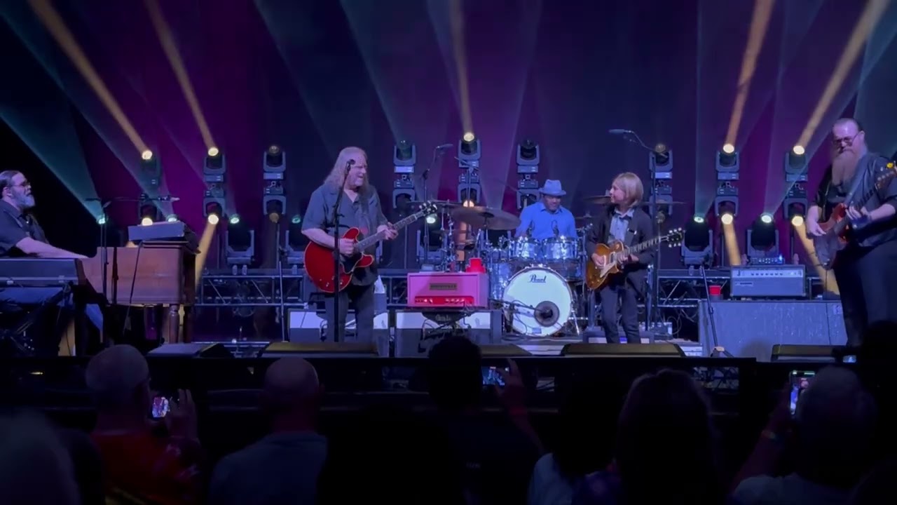 Saxon Weiss Jamming With Warren Haynes!!