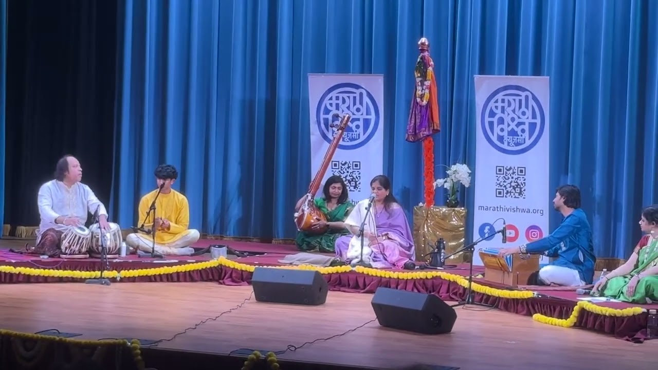 Accompanying Shrimati Devaki tai and Harshadji @devakipandit @harshadKanetkar