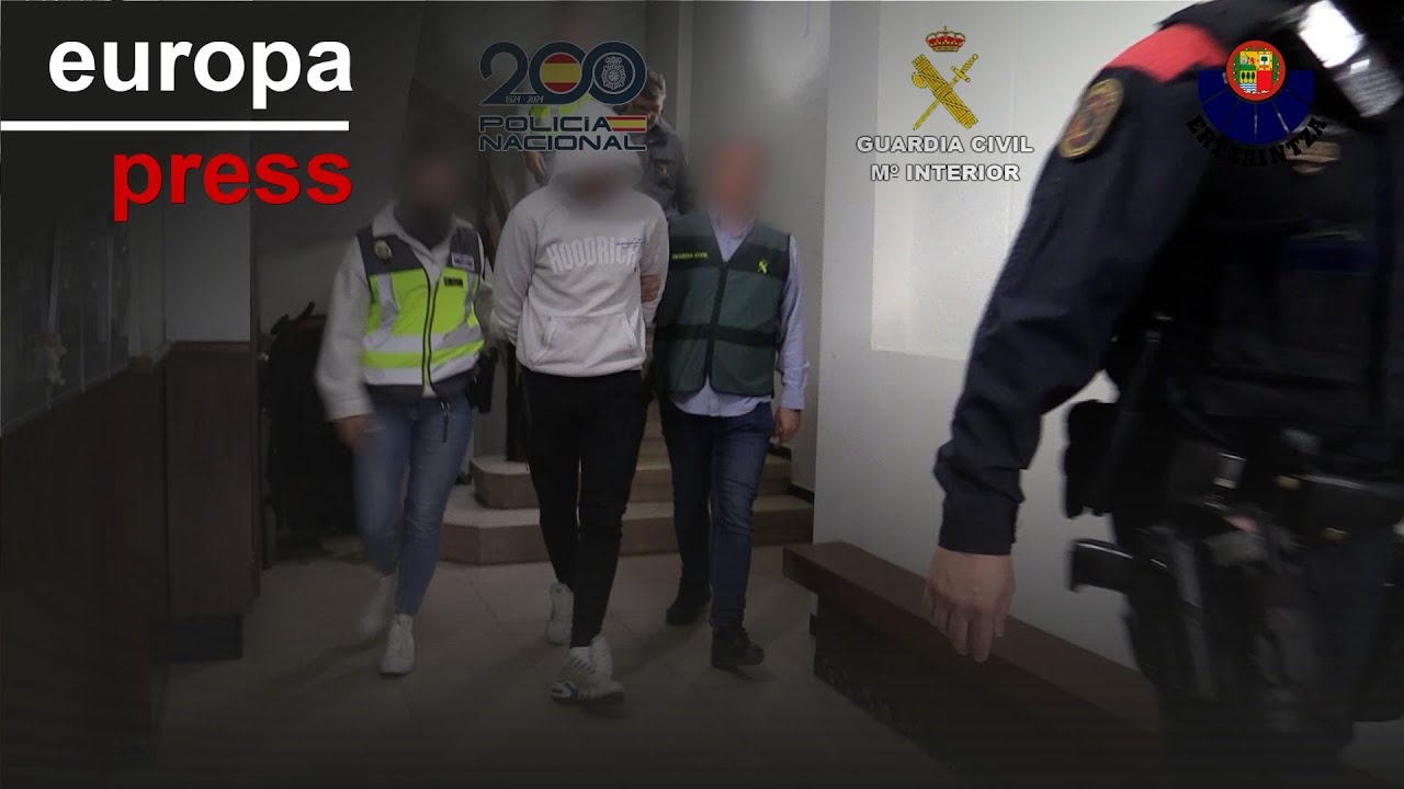 18 detenidos por presuntamente cometer más de 1.000 estafas bancarias en Manlleu (Barcelona)