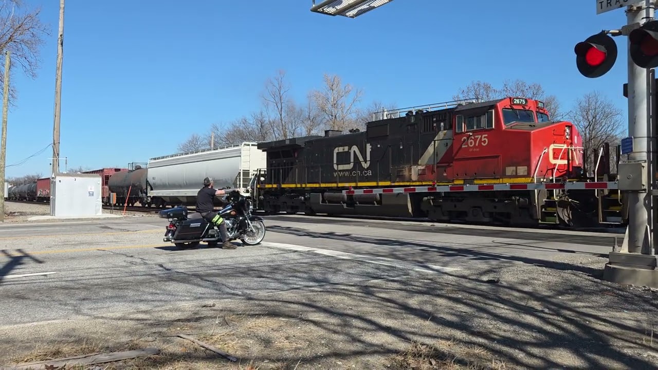 Mixed Freights on CN's US20 Crossing in Gary, IN, 3/9/26 #canadiannational #train #freighttrain