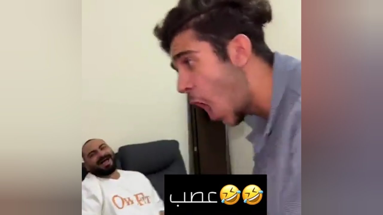 مقلب الاسأله الغبيه في عايش 😂😂😂