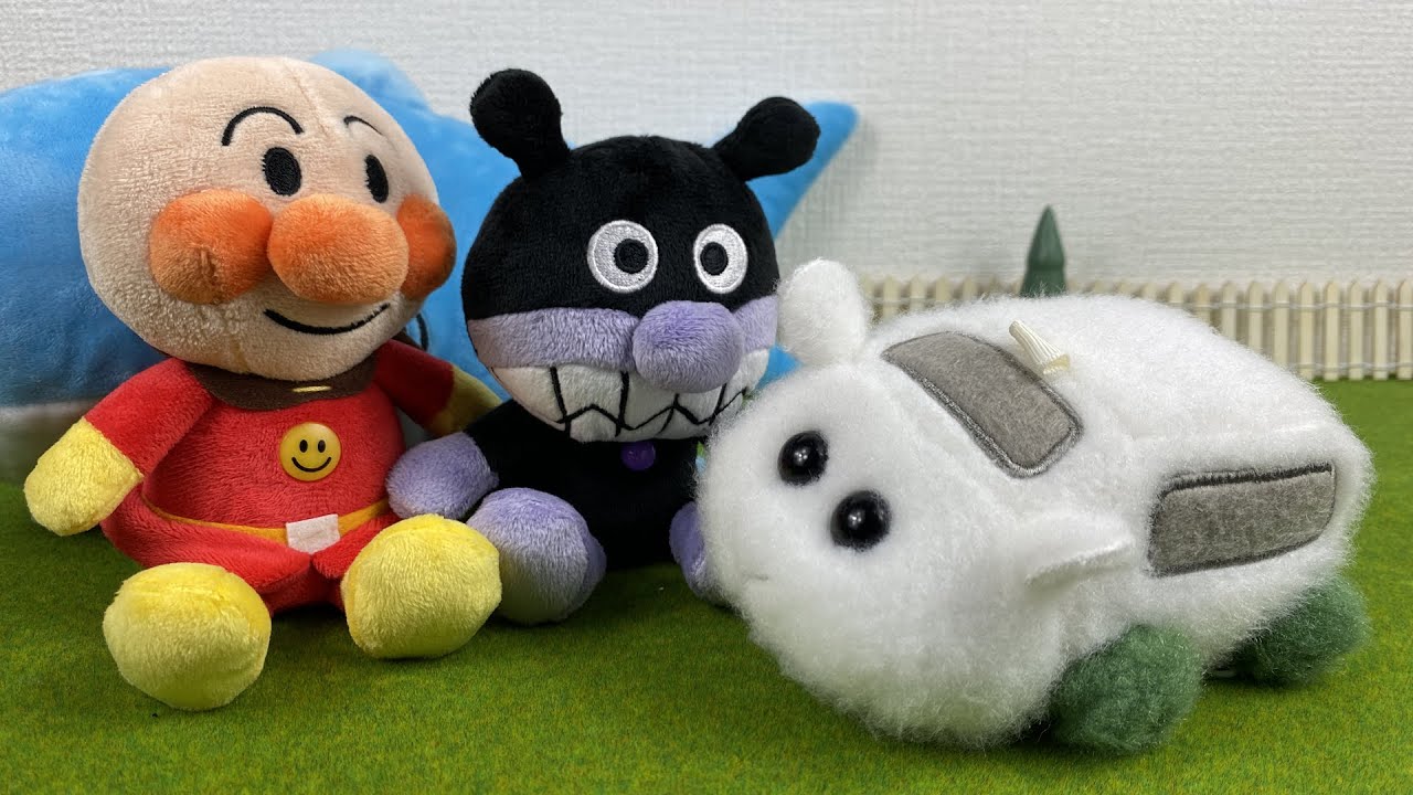 【PUIPUIモルカー】PUIPUIモルカーはサメに変身してアンパンマンを驚かせる！