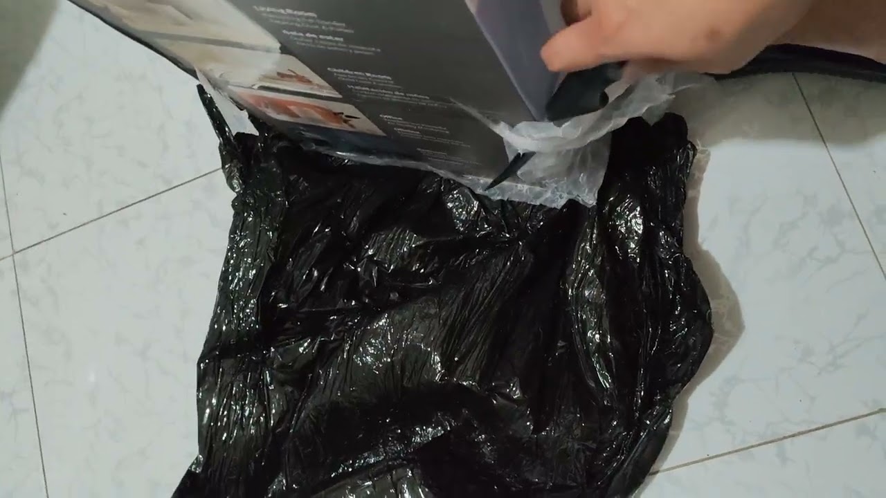 Unboxing Xiaomi air purifier (unexpected coolness) for the twins