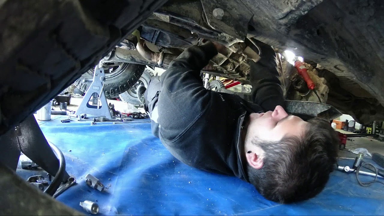Cambio de embrague de mi JEEP ZJ (timelapse)