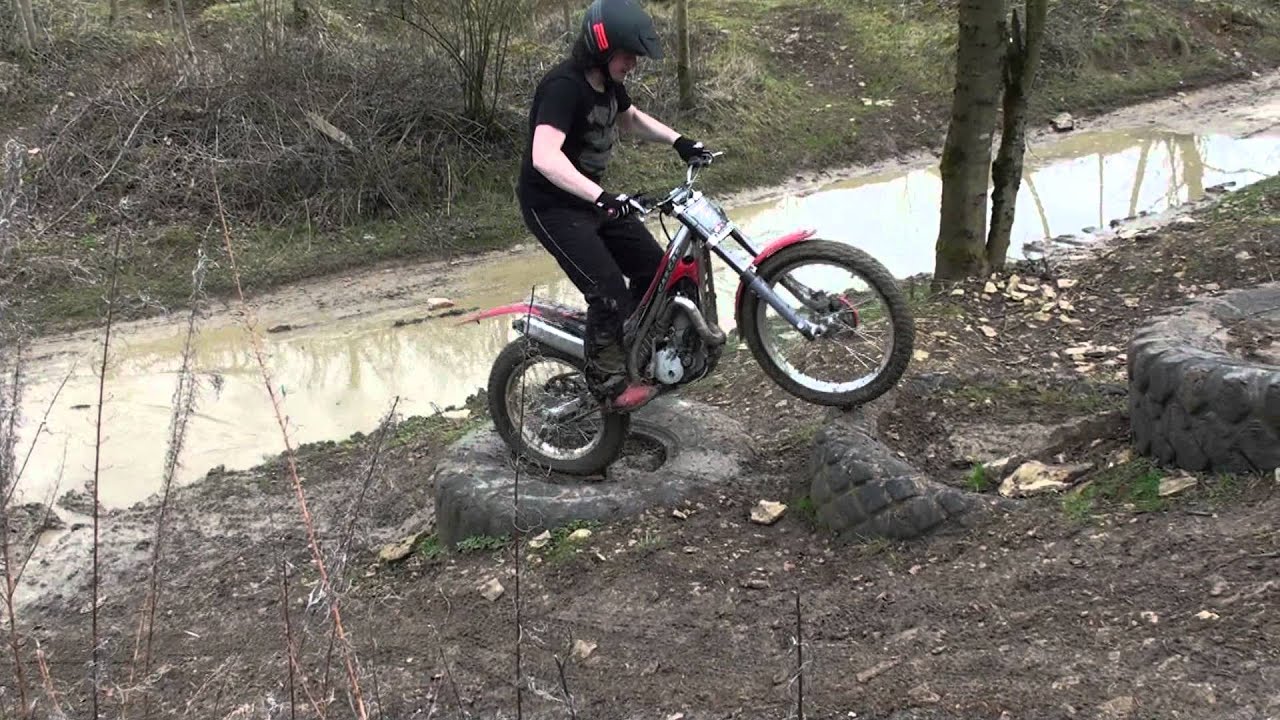 Zona 1 Trials Ground - Tyre Steps
