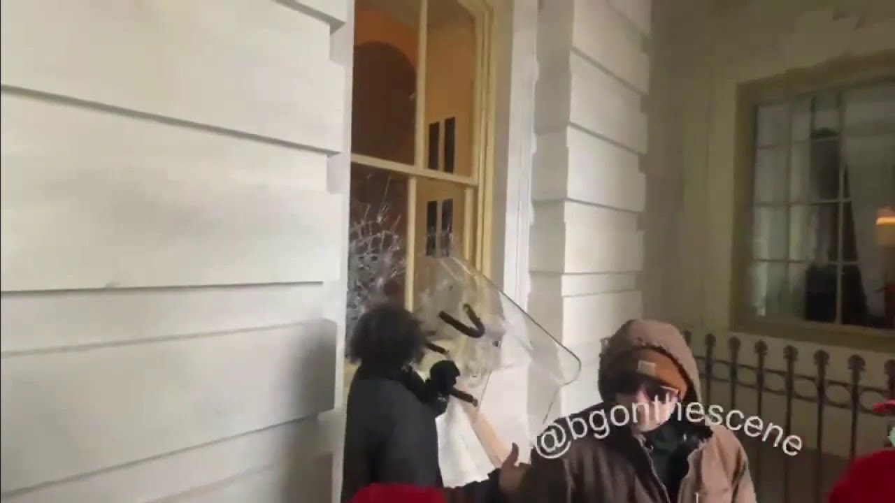 Moment when pro-Trump protesters broke into Capitol to disrupt Electoral College