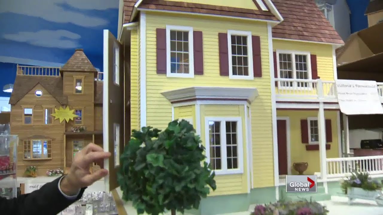 Tour of The Little Dollhouse Company