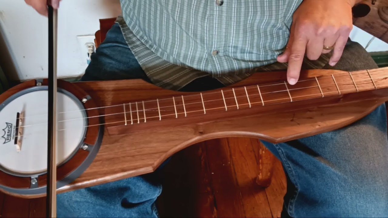 Bowed Clemmer banjammer.   bowed dulcimer