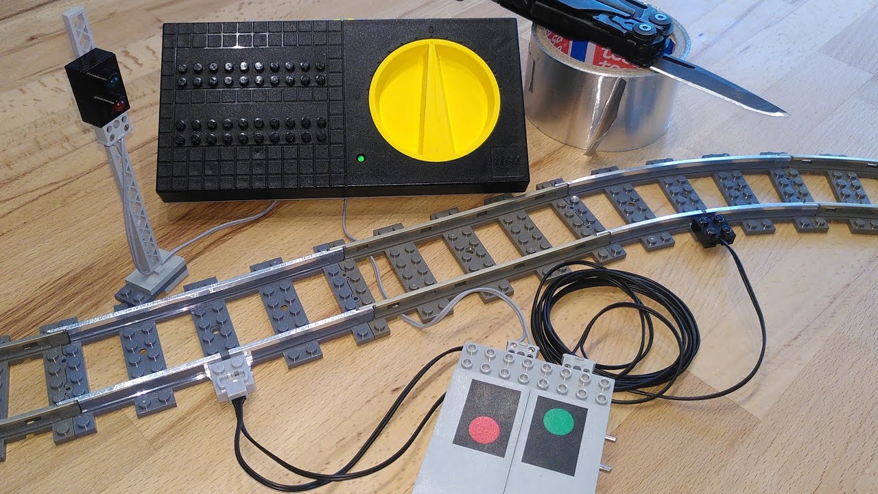 LEGO® 12V Signal für 9V-Eisenbahn verwenden (Using LEGO® 12V signal with 9V railroad)