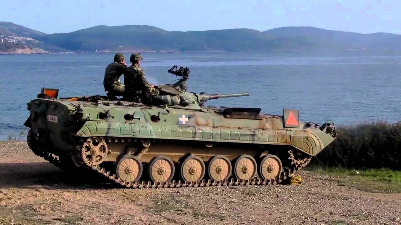 BMP1 IFV firing.