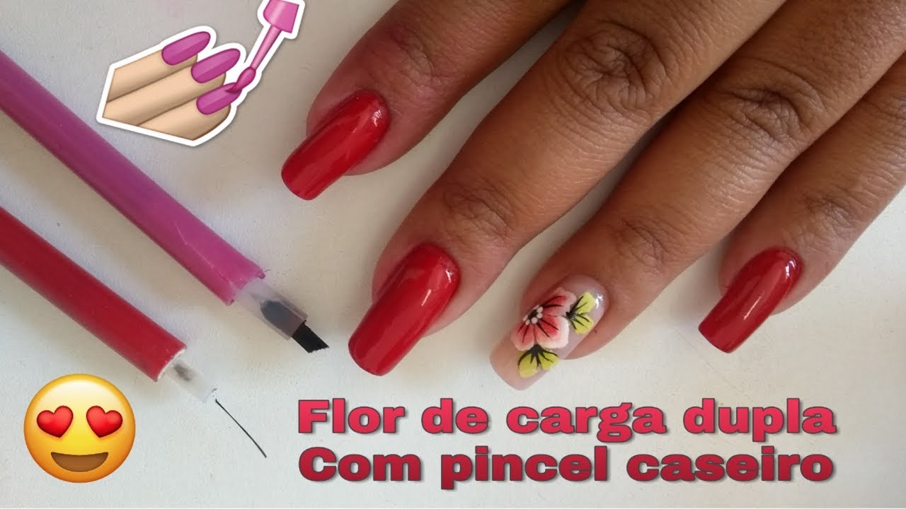 Unhas decoradas flor de carga dupla feita com pincel caseiro Laís Castilho