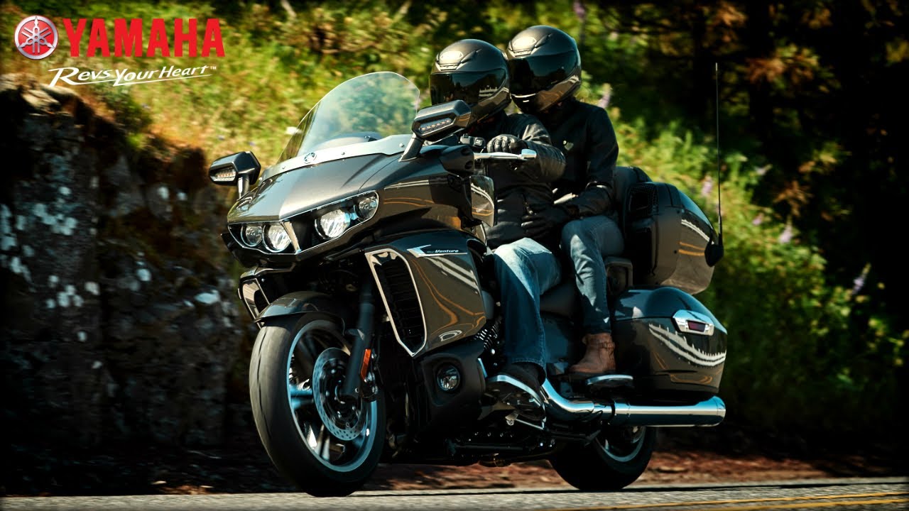 2018 Yamaha Star Venture TC – Rider & Passenger Comfort