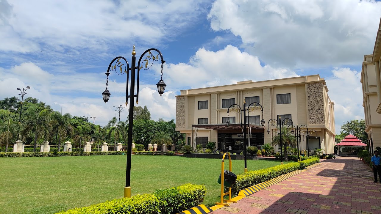 Mayur Hotel & Resort | Sitapur | 2026
