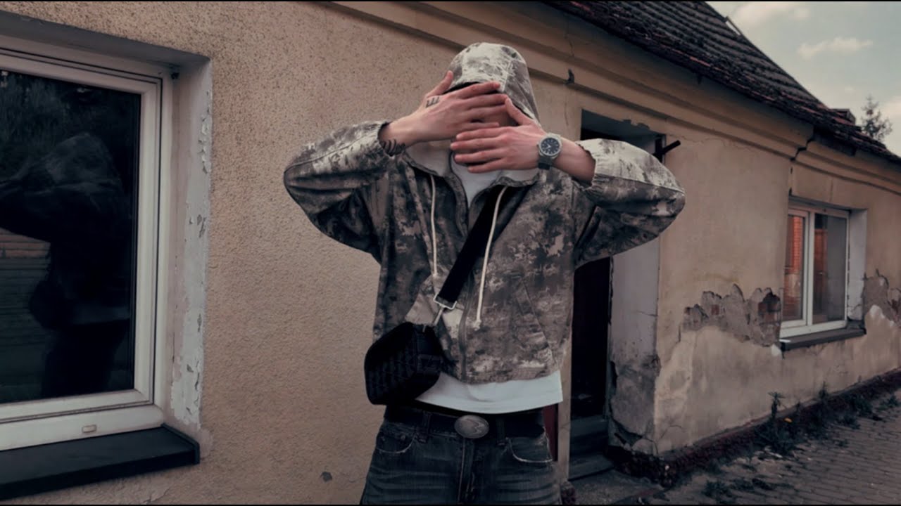 FURYGOAT - BEZ SENSU (prod.LOR!)