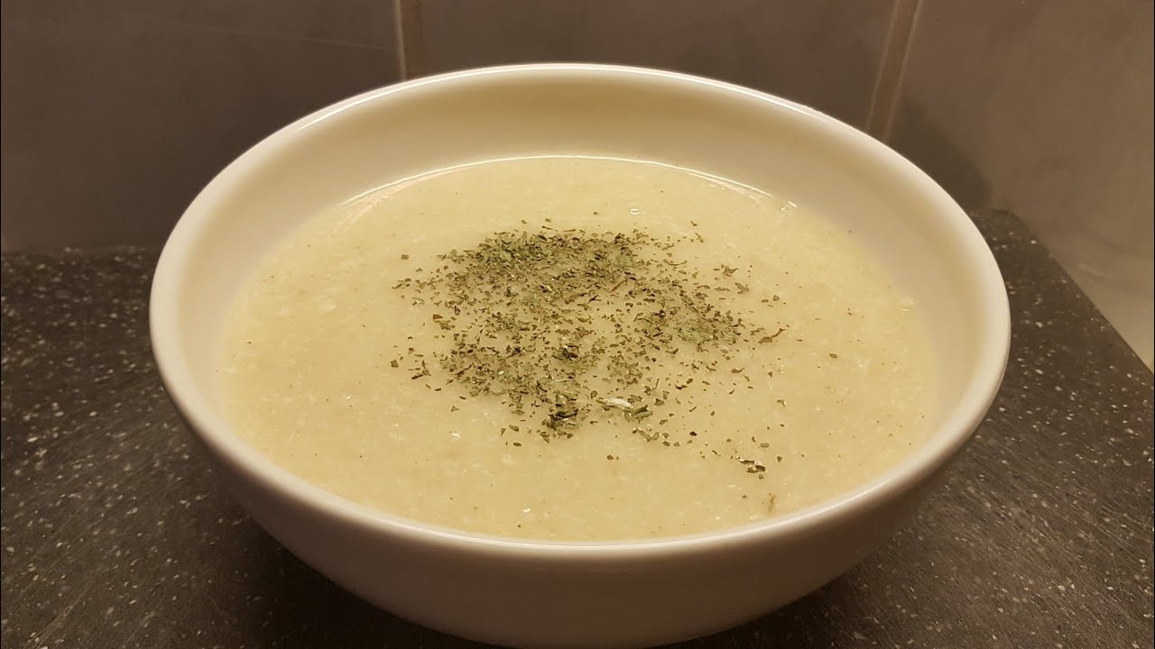 شوربة دجاج رهيبه بدون كريمه انصحكم اتجربوها شوربه الدجاج البيضاء بسيطه ولذيذه اكلات رمضان