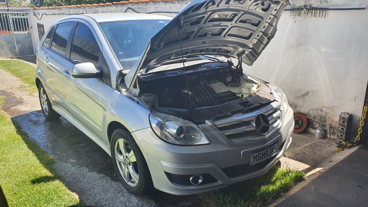 Mercedes-Benz B170 1.7 2009 - Troca do Semi Eixo e Coifas,Talento no Fluído de Freio eArrefecimento
