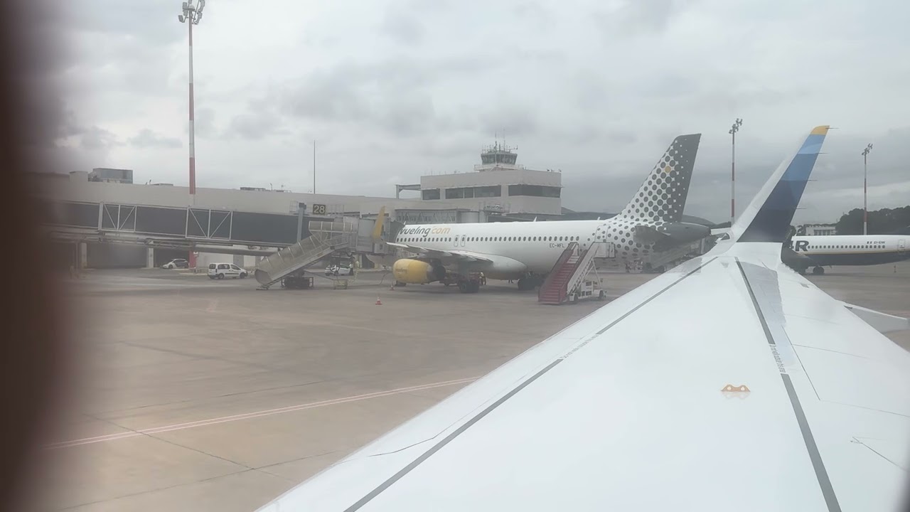Pushback with Discover Airlines at Ibiza Airport 🤩