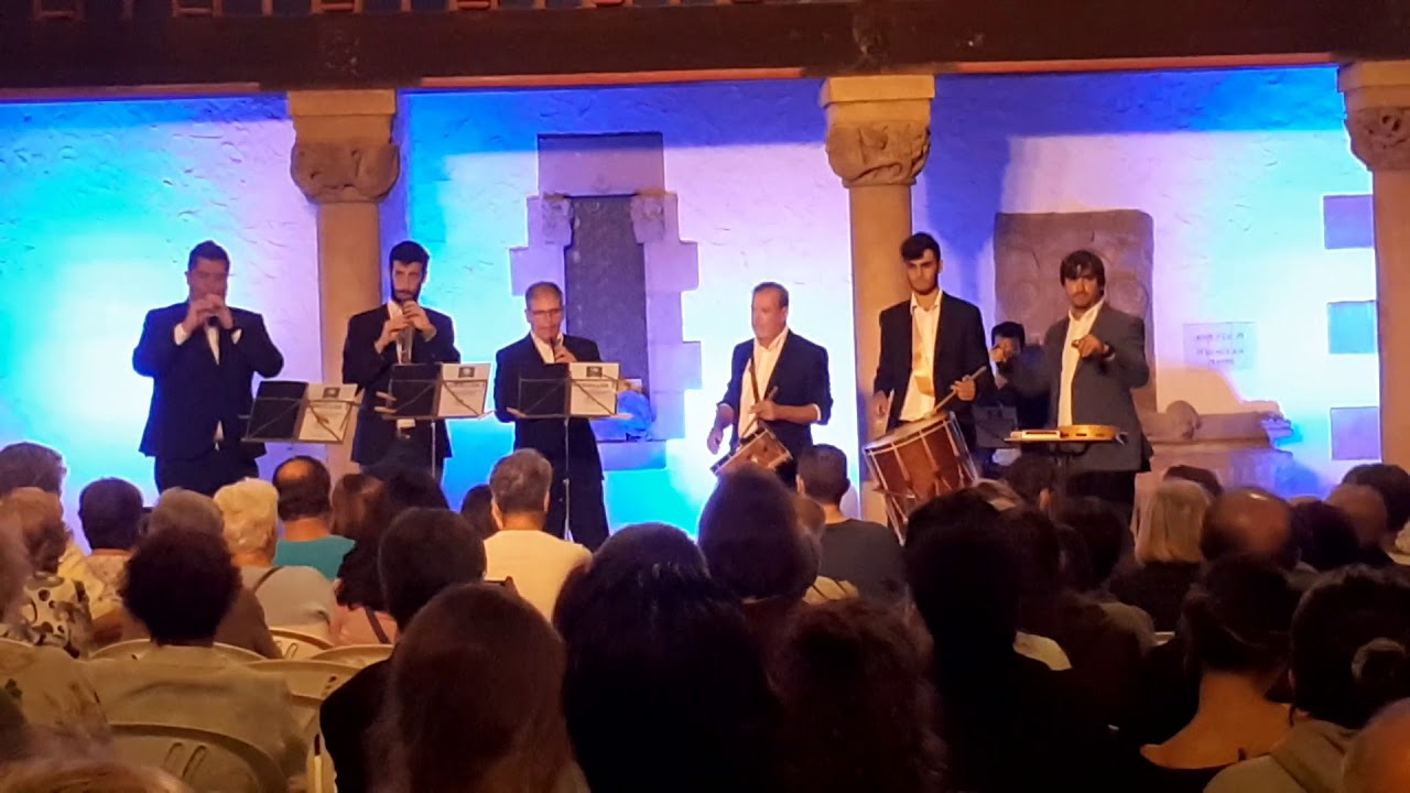 La Dinapontus Gigantes y Cabezudos. Sitges 2019 Ball de Gralles