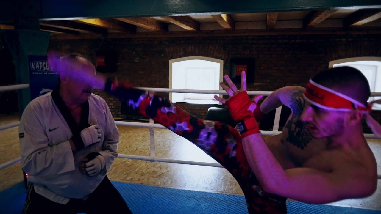 FIGHT WARS (Battle #5): KAIGON VS BIGBELLY