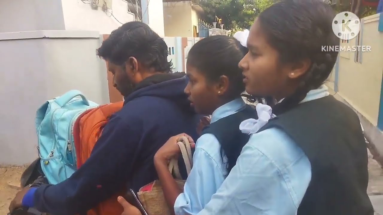 ఇలాంటప్పుడే కదా అమ్మ విలువ అర్ధమయ్యేది, ఇవాళ నేను కూడా స్కూల్ కి వెళ్ళాలి 