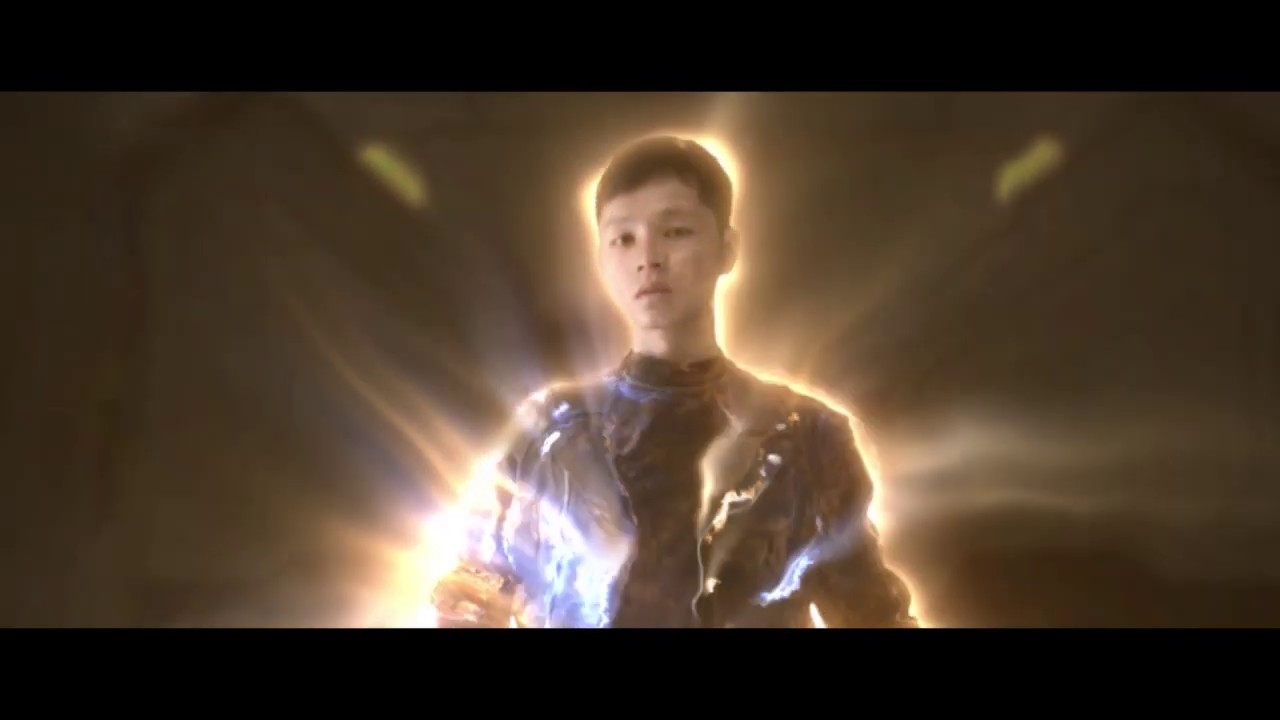 Captain Marvel : Gets his power (Fanmade)