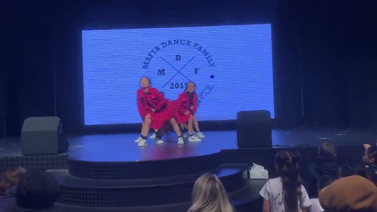Raukura 🩷🌷 in Mafia's dance crew Innoncent
