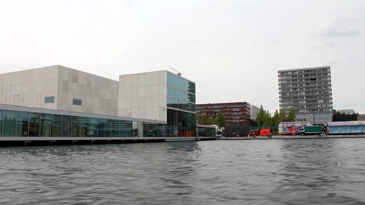 Almere centrum vanaf het Weerwater (Almere lied)
