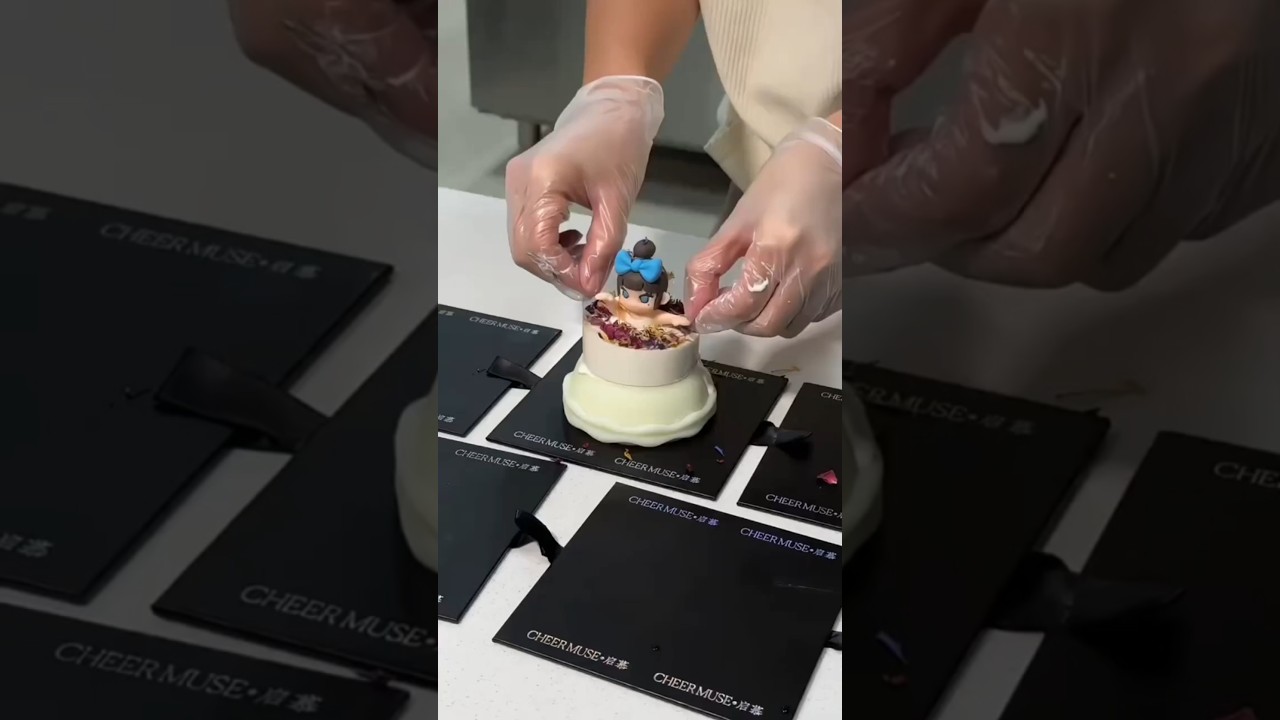 Cake company te first day… eta expect kori ni 😳 