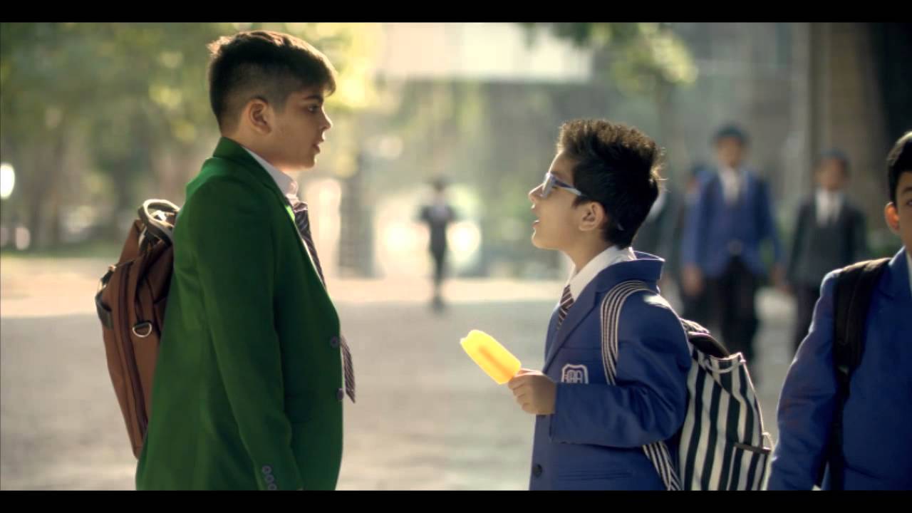 Pepsodent- Dhishum Dhishum commercial