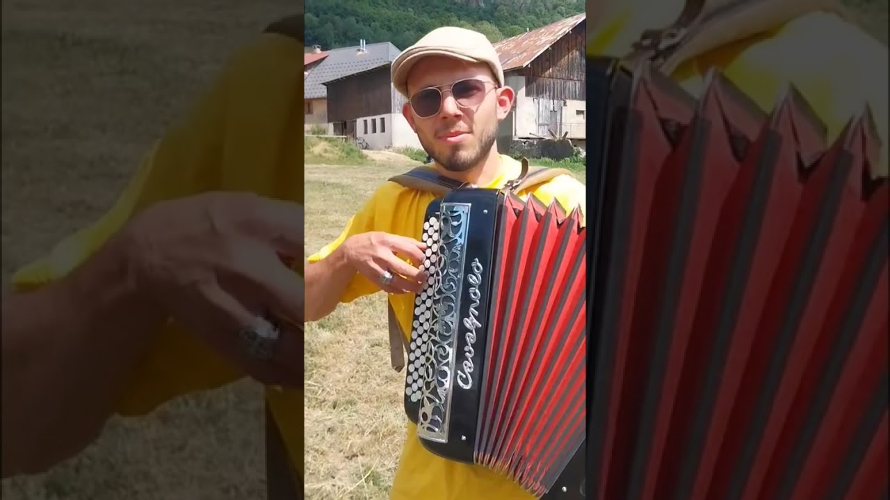 LES DIMANCHES MATINS DE LACCORDÉON...