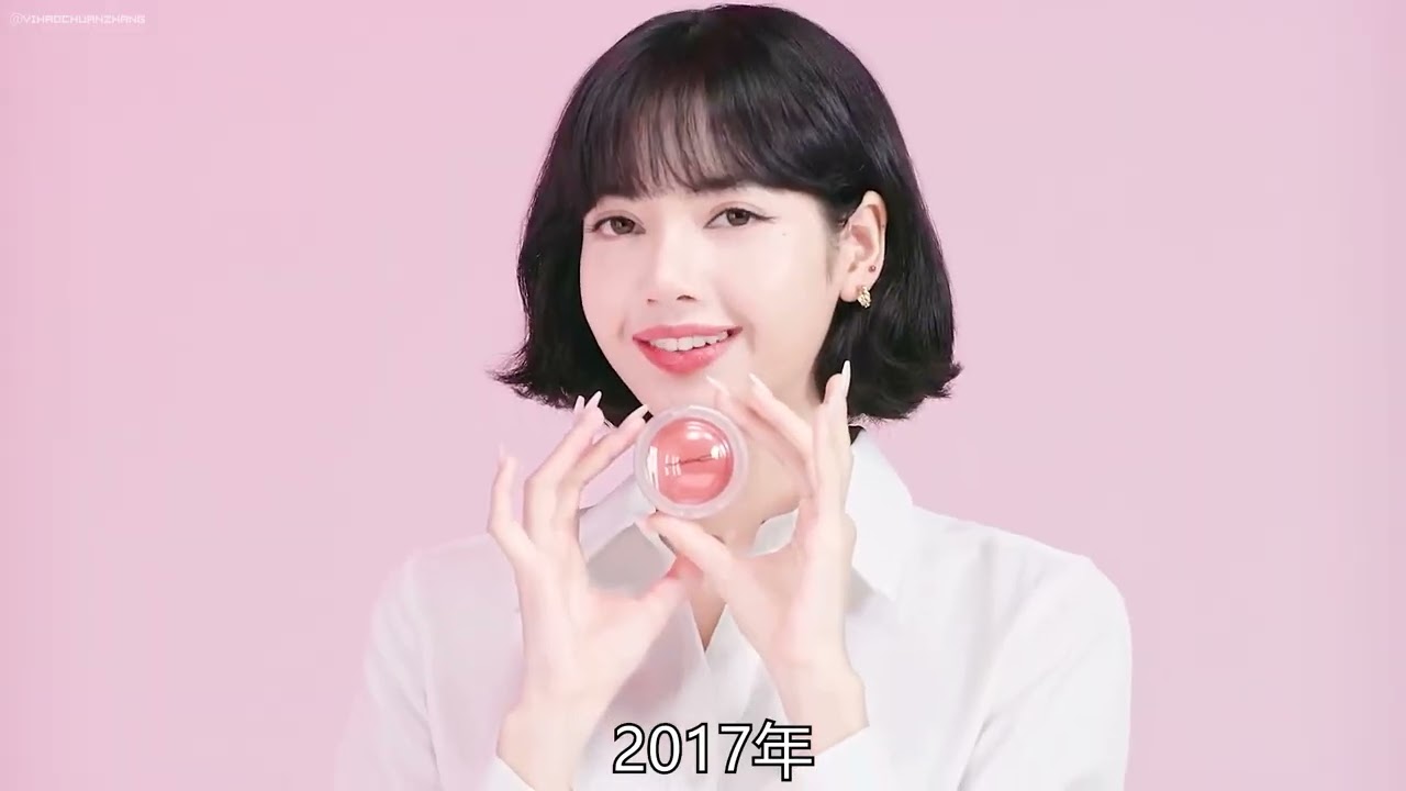 Lisa成长之路：“13岁从4000人中脱颖而出，Lisa作为YG第一位外国练习生，成功的道路上披荆斩棘，一路开挂走向kpop的顶峰，而年仅25岁的Lisa属于她的故事才刚刚开始” 带你走进粉墨世界！