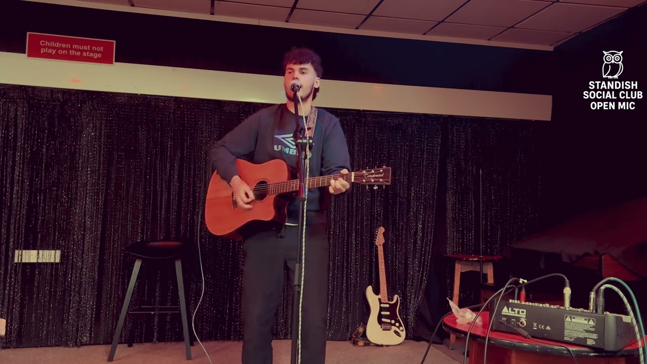 Jonny Haig – Live at the Standish Social Club Open Mic | Acoustic Covers