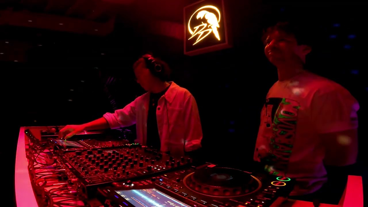 LEONG x lovetempo @ Loops & Lovers 12/5/25