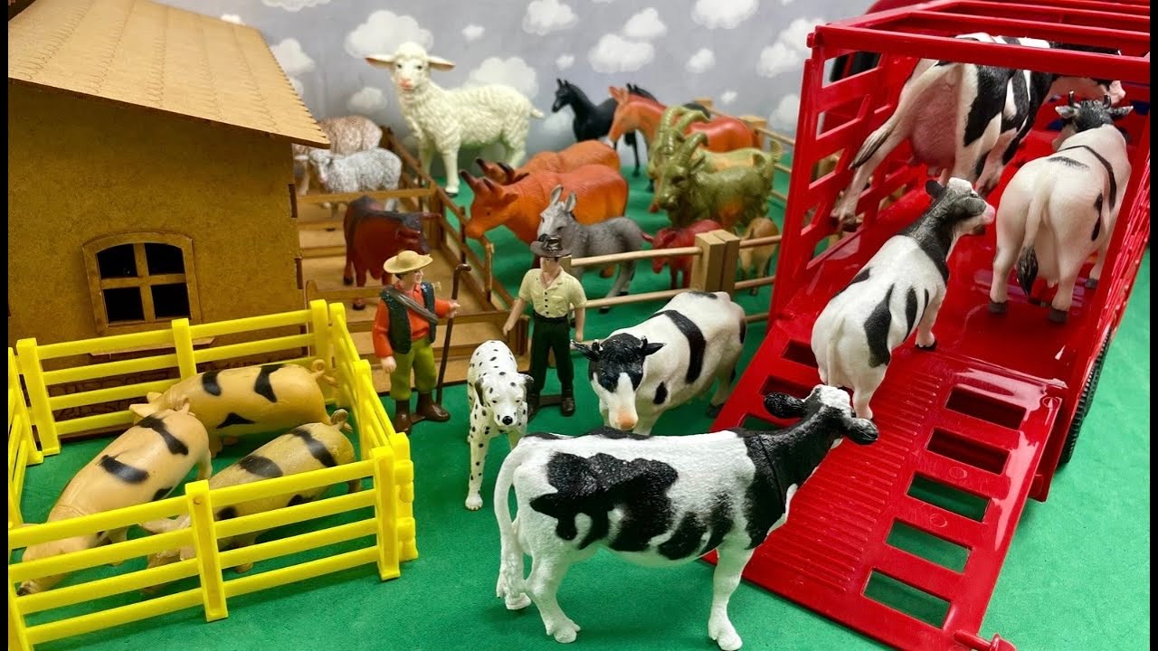 PLAYING WITH OUR STABLE / BRINCANDO COM NOSSO ESTABULO