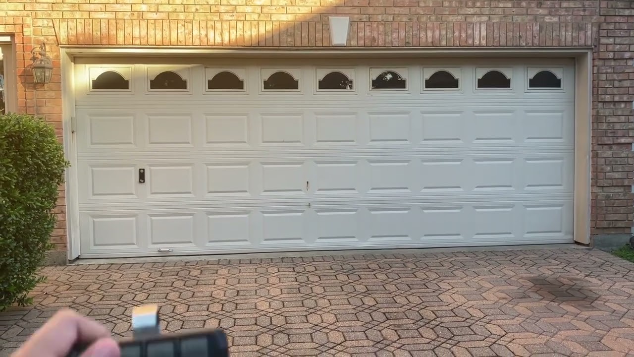 Chamberlain HD420EV on an 18x7 Raynor door