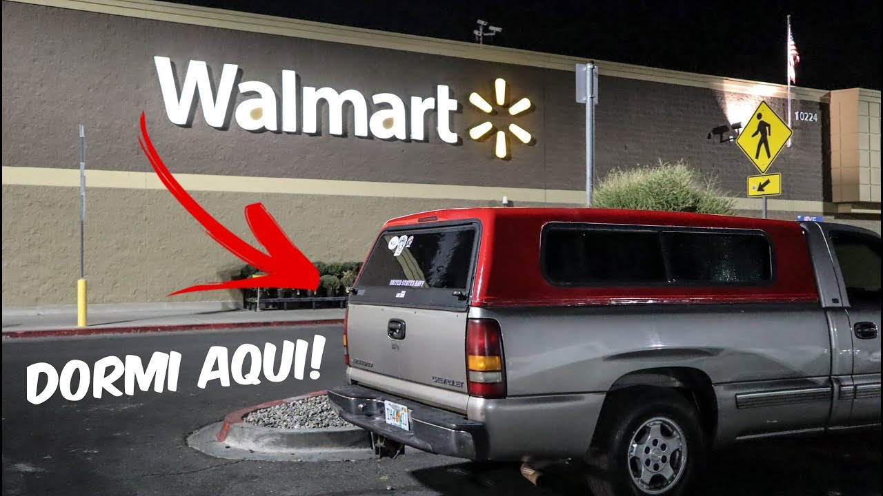DORMI NO ESTACIONAMENTO DO WALMART!