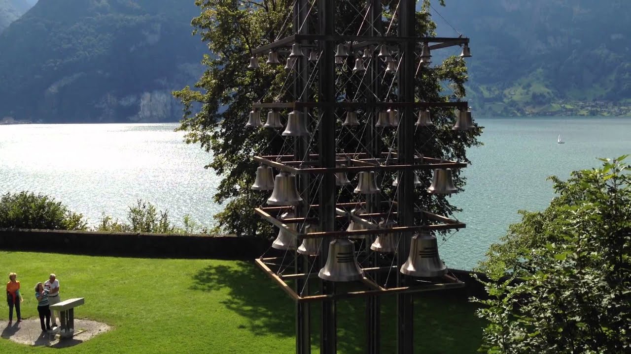 Carillon de Sisikon (Chimes, Glockenspiel) Switzerland.