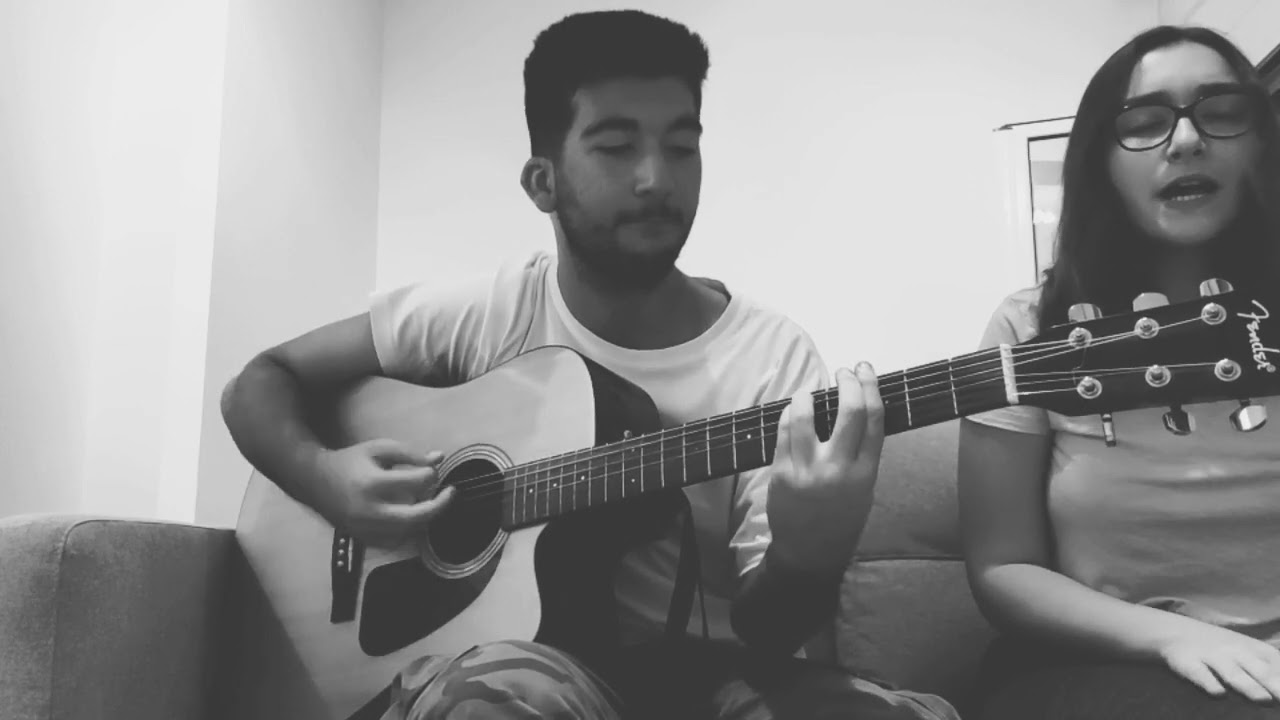 Κανείς εδώ δεν τραγουδά - Νίκος Παπάζογλου | Cover by Δήμητρα Σαχανίδου
