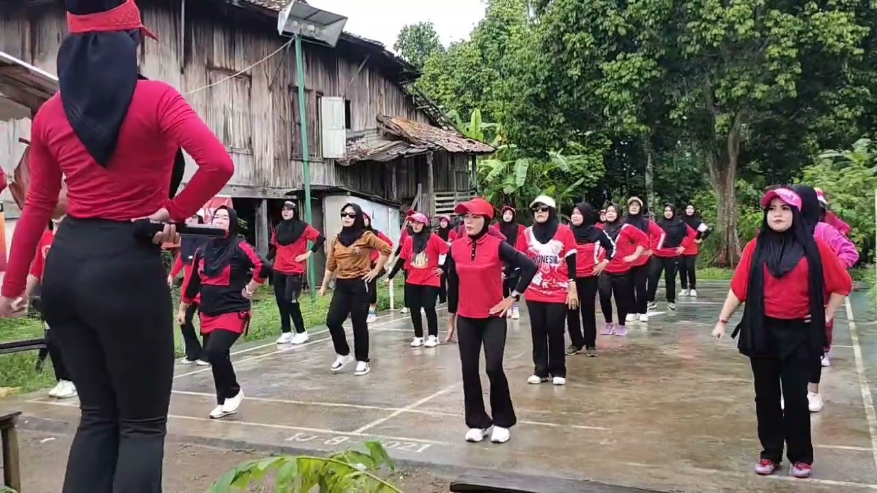 Senam Pemanasan