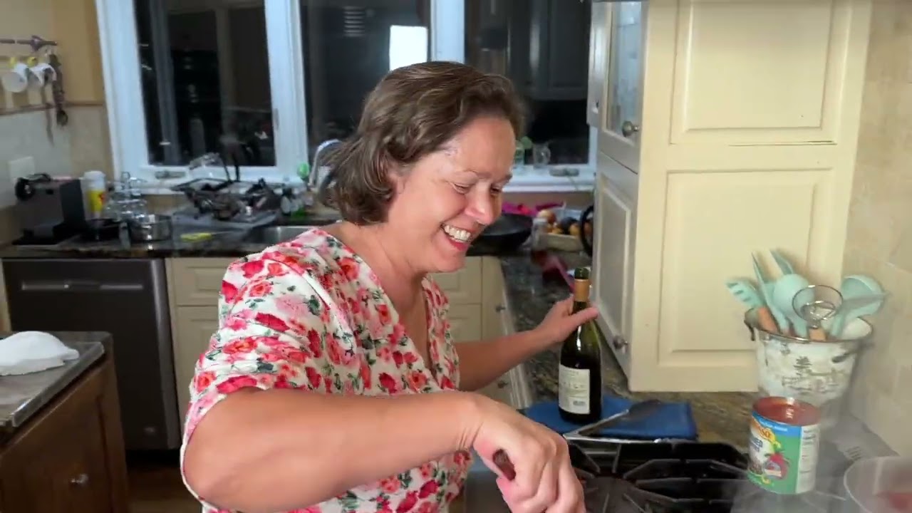 How to Make Amazing Italian Sunday Sauce (Family Recipe)