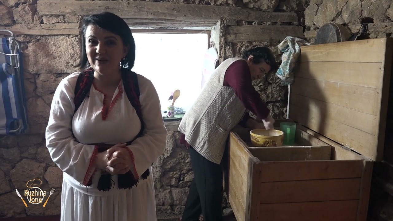 Kuzhina Jonë -  Fli Tradicionale