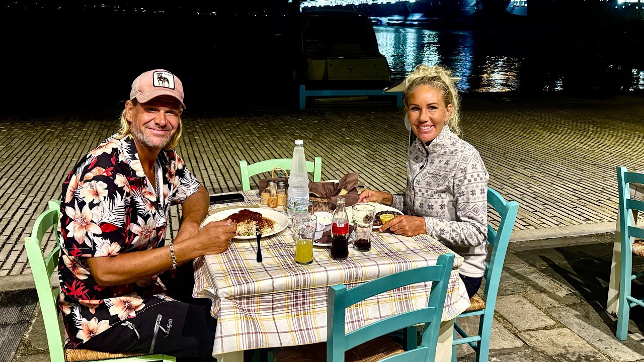 Riding the storm in Katakolo and now we taste the local Greek dishes 🥰 #greece #katakolo #boatlife 