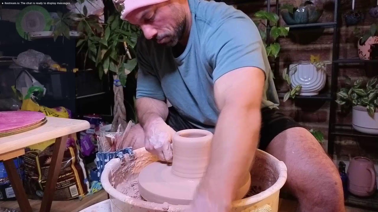 Live Throwing Pottery on the Wheel