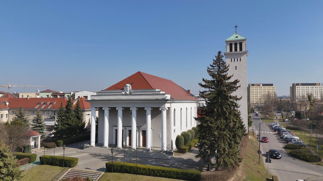 Kościół św. Stanisława Kostki w Poznaniu, widok z zewnątrz.