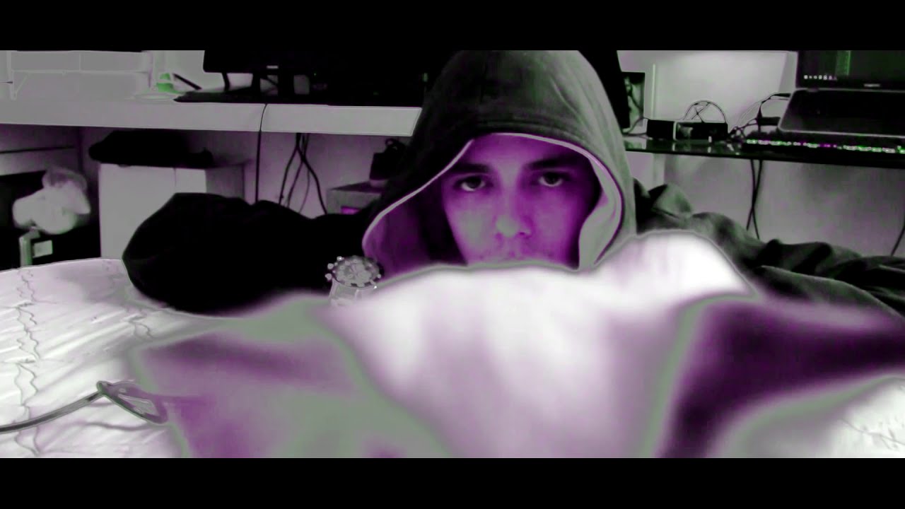 Artur Kallash - WTMFD 💤 [Official Music Video]